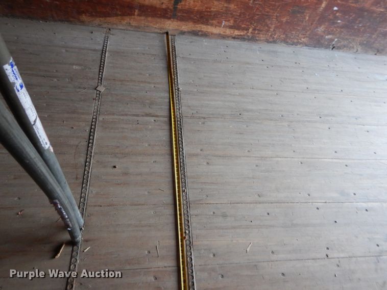 image for item DH5017 1998 International 4700 box truck