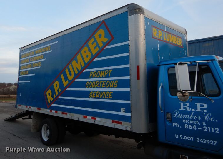 image for item DH5017 1998 International 4700 box truck