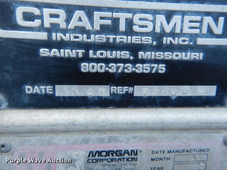 image for item DH5017 1998 International 4700 box truck