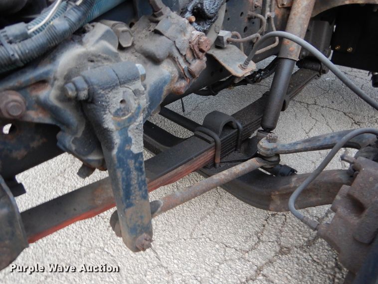 image for item DH5017 1998 International 4700 box truck