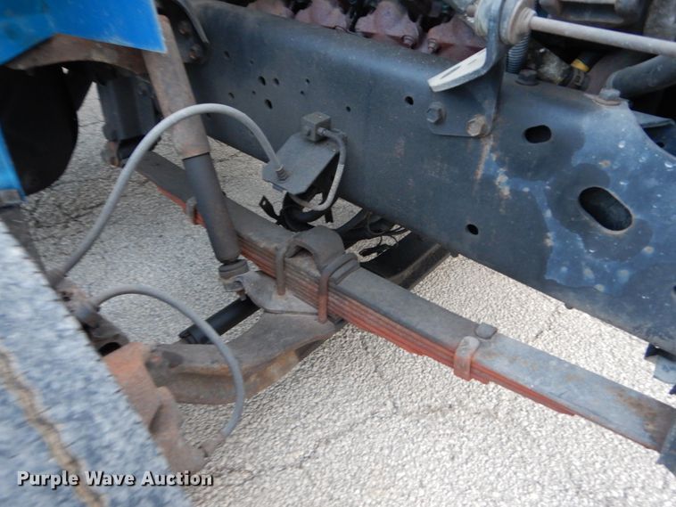 image for item DH5017 1998 International 4700 box truck