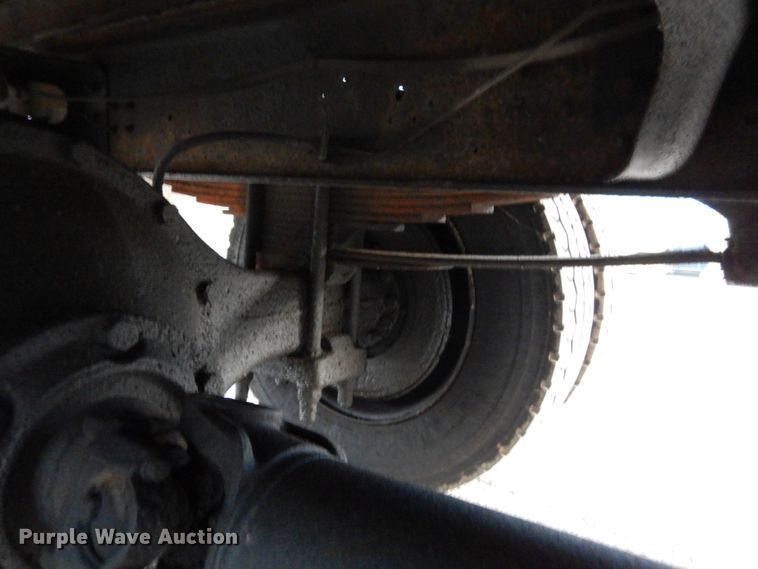 image for item DH5017 1998 International 4700 box truck