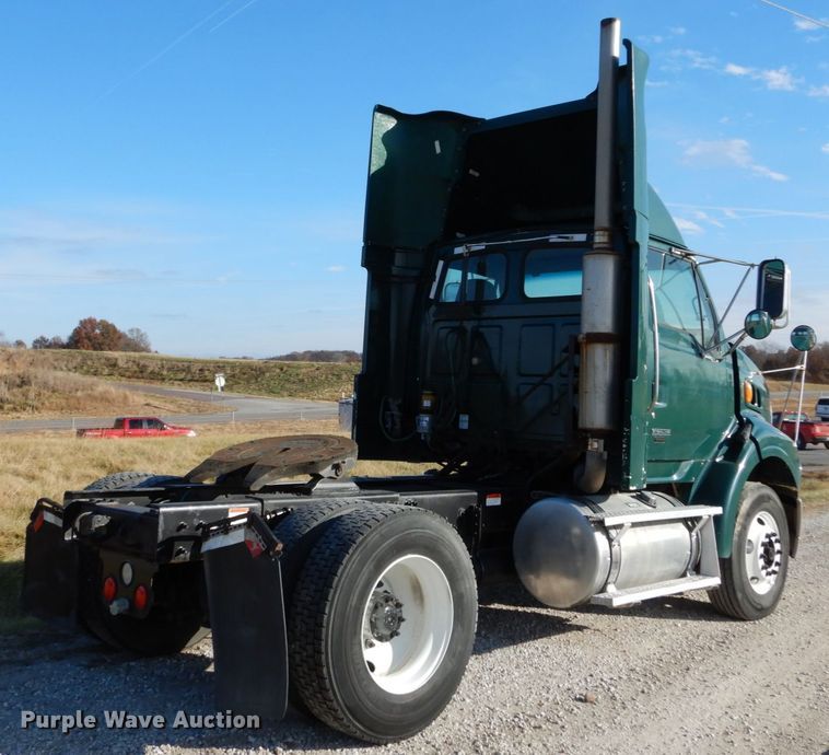 image for item DH5033 2007 Sterling A-Line semi truck