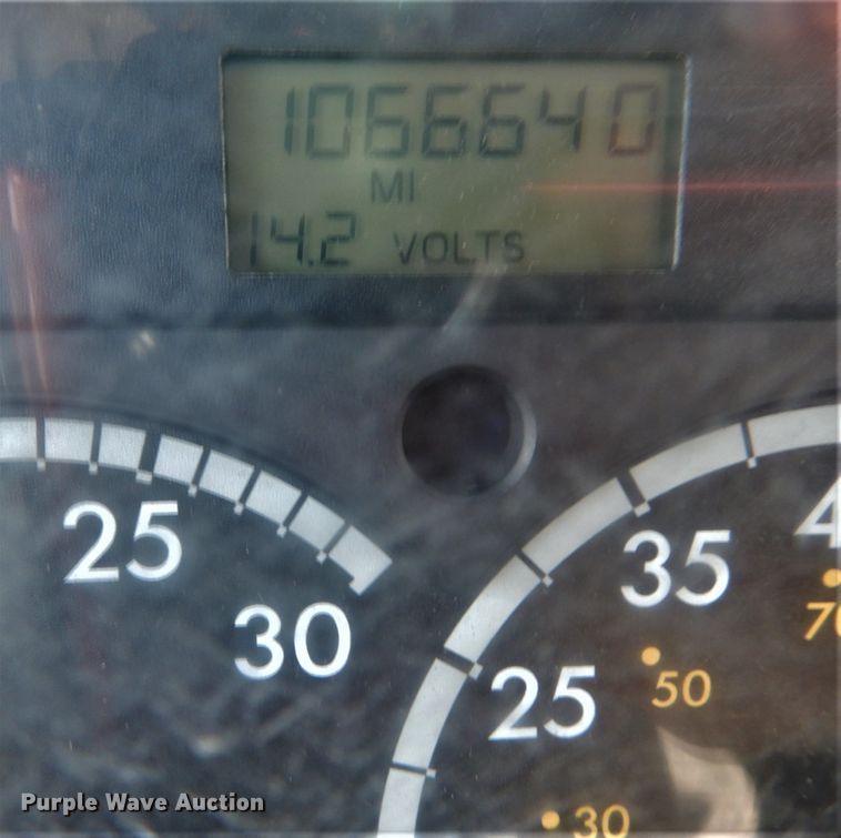 image for item DH5033 2007 Sterling A-Line semi truck