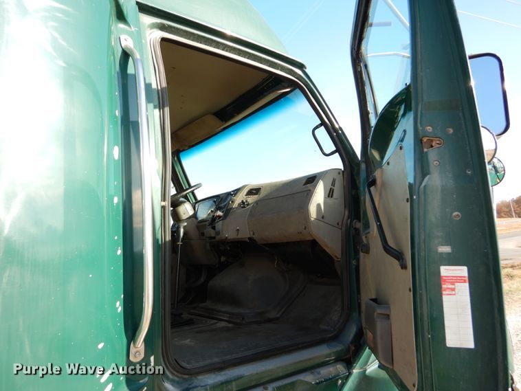 image for item DH5033 2007 Sterling A-Line semi truck