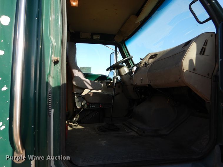 image for item DH5033 2007 Sterling A-Line semi truck