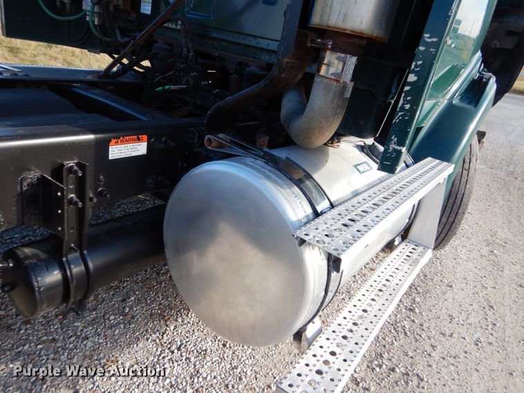 image for item DH5033 2007 Sterling A-Line semi truck