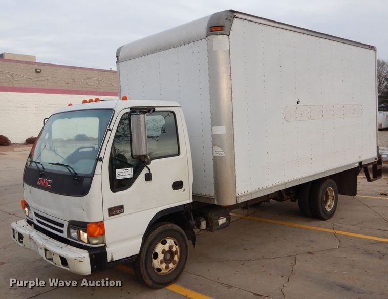 image for item DH6855 2005 GMC W4500 box truck