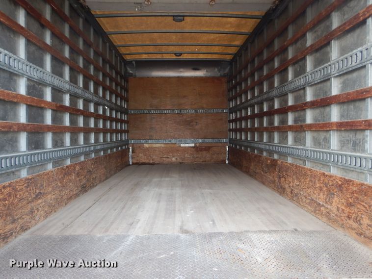 image for item DH6855 2005 GMC W4500 box truck