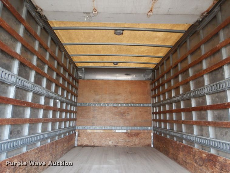 image for item DH6855 2005 GMC W4500 box truck