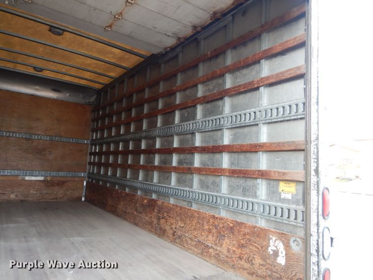 image for item DH6855 2005 GMC W4500 box truck