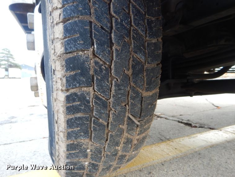 image for item DH6855 2005 GMC W4500 box truck