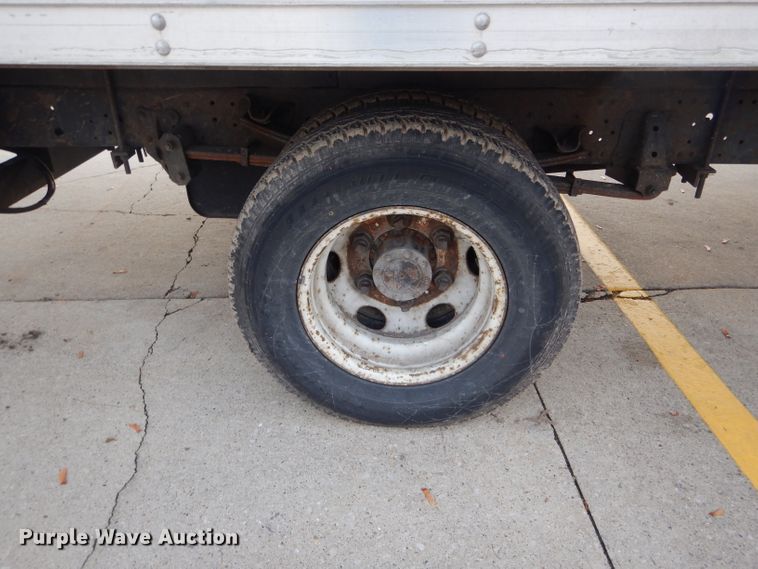 image for item DH6855 2005 GMC W4500 box truck