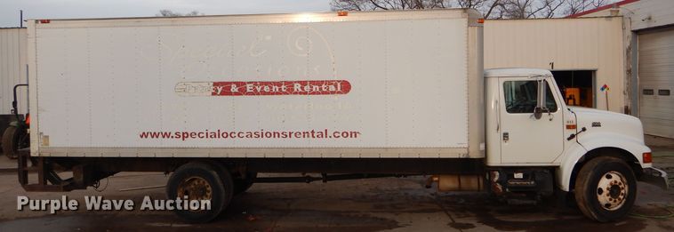 image for item DH6856 2001 International 4700 box truck