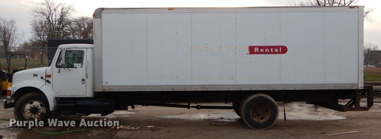 image for item DH6856 2001 International 4700 box truck