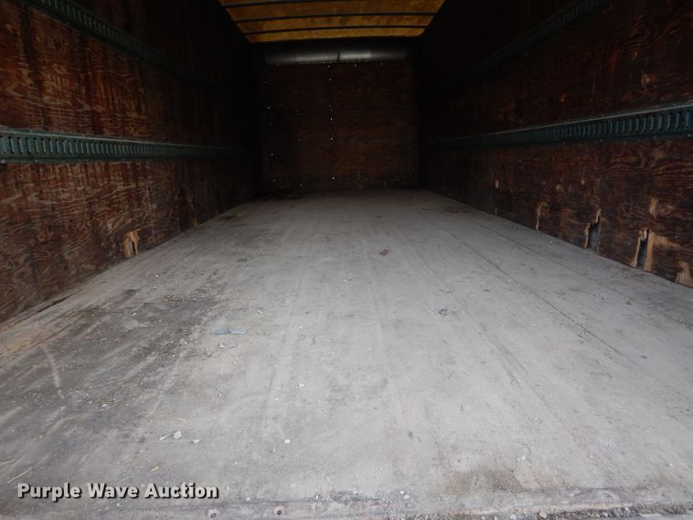 image for item DH6856 2001 International 4700 box truck