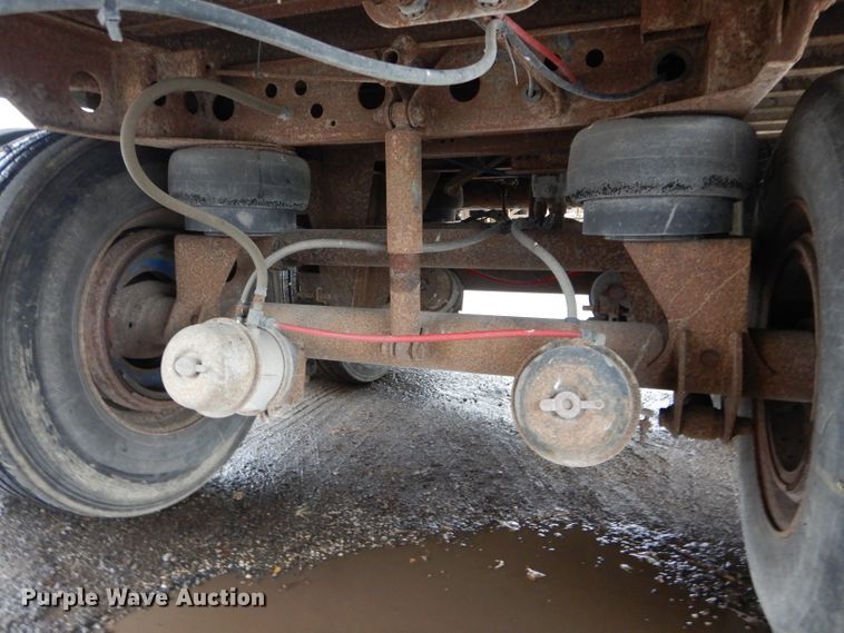 image for item DH6860 2005 Wabash dry van trailer