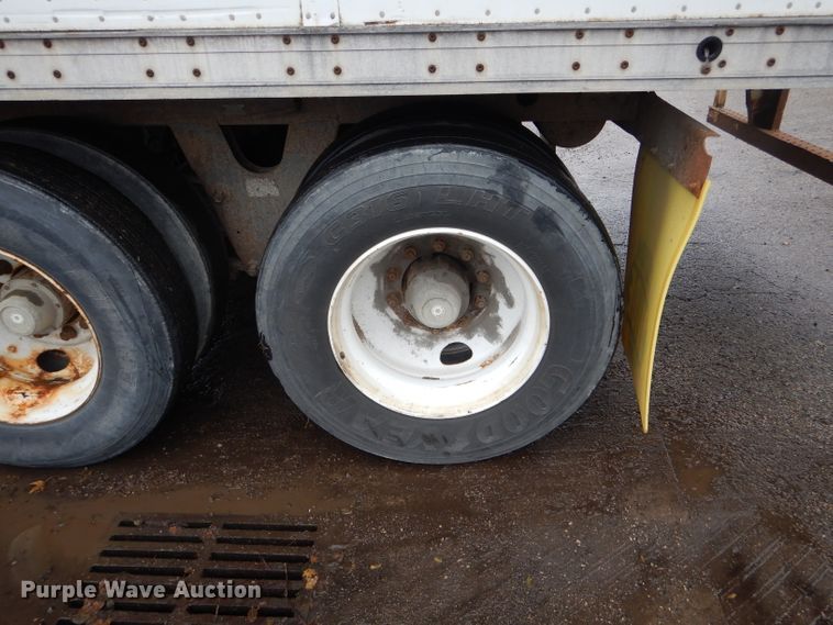 image for item DH6860 2005 Wabash dry van trailer