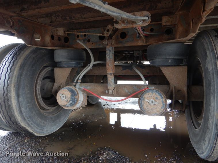 image for item DH6861 2005 Wabash dry van trailer