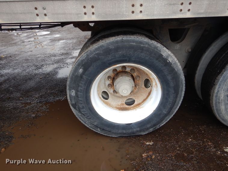 image for item DH6861 2005 Wabash dry van trailer