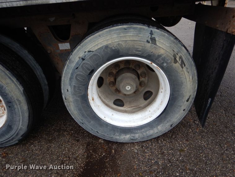 image for item DH6862 2005 Wabash dry van trailer