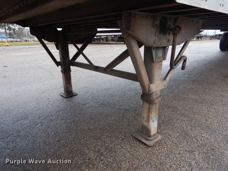 image for item DH6863 2006 Wabash dry van trailer