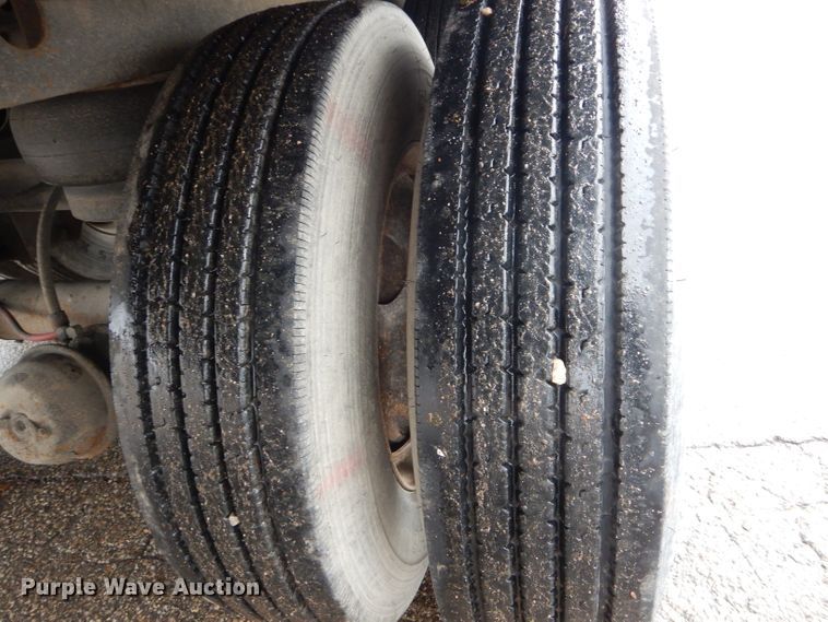 image for item DH6863 2006 Wabash dry van trailer