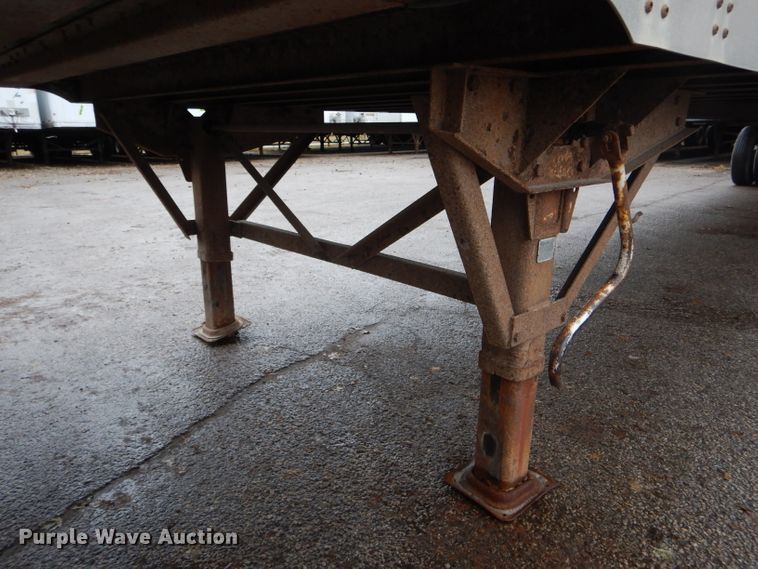 image for item DH6864 2006 Wabash dry van trailer