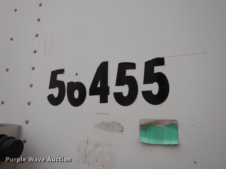 image for item DH6864 2006 Wabash dry van trailer