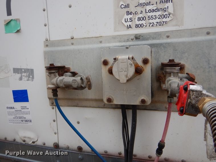 image for item DH6866 2005 Wabash dry van trailer