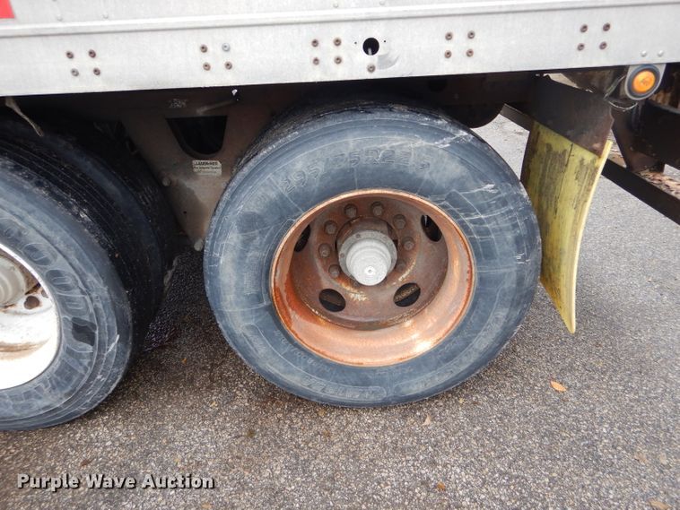 image for item DH6866 2005 Wabash dry van trailer