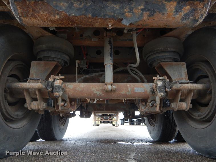 image for item DH6867 2005 Wabash dry van trailer