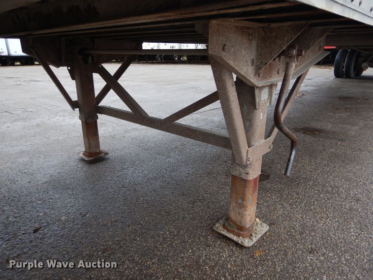 image for item DH6868 2005 Wabash dry van trailer