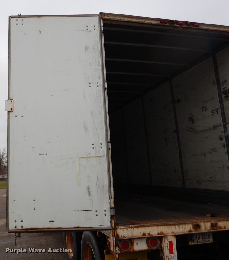 image for item DH6869 2005 Wabash dry van trailer