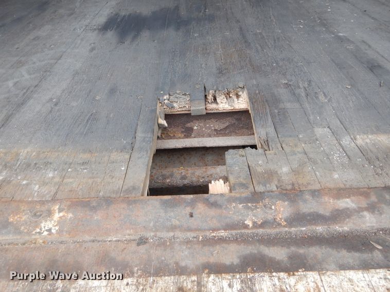 image for item DH6869 2005 Wabash dry van trailer