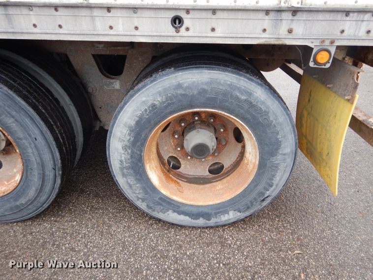 image for item DH6869 2005 Wabash dry van trailer