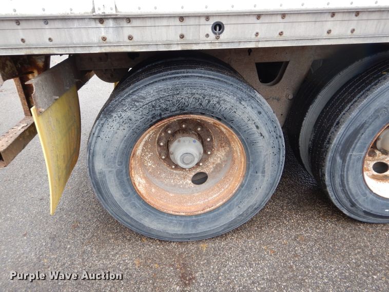 image for item DH6869 2005 Wabash dry van trailer