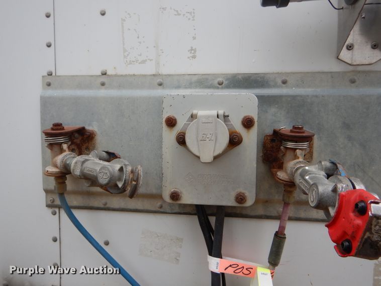 image for item DH6870 2006 Wabash dry van trailer