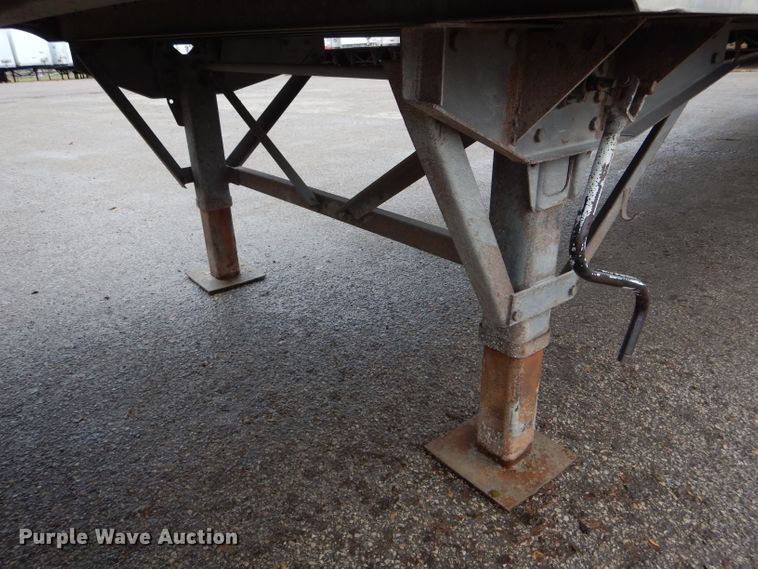 image for item DH6872 2006 Wabash dry van trailer