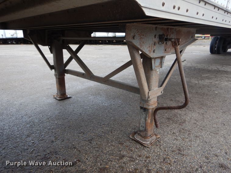 image for item DH6873 2005 Wabash dry van trailer