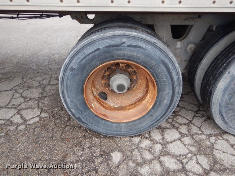 image for item DH6873 2005 Wabash dry van trailer