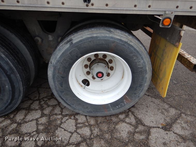 image for item DH6873 2005 Wabash dry van trailer