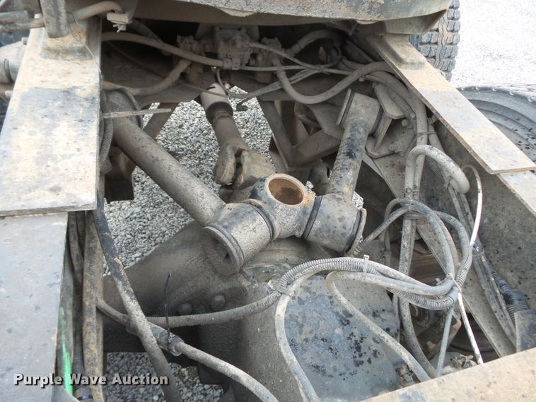 image for item DH7800 1999 Freightliner FL112 semi truck