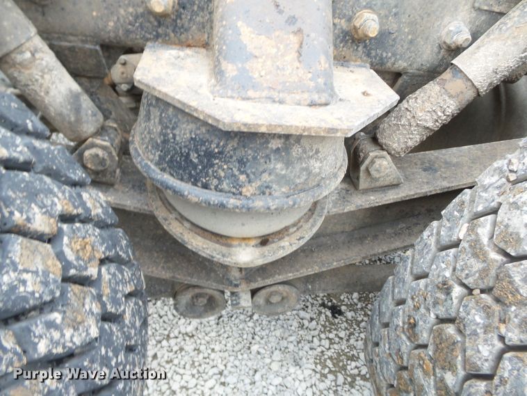 image for item DH7800 1999 Freightliner FL112 semi truck