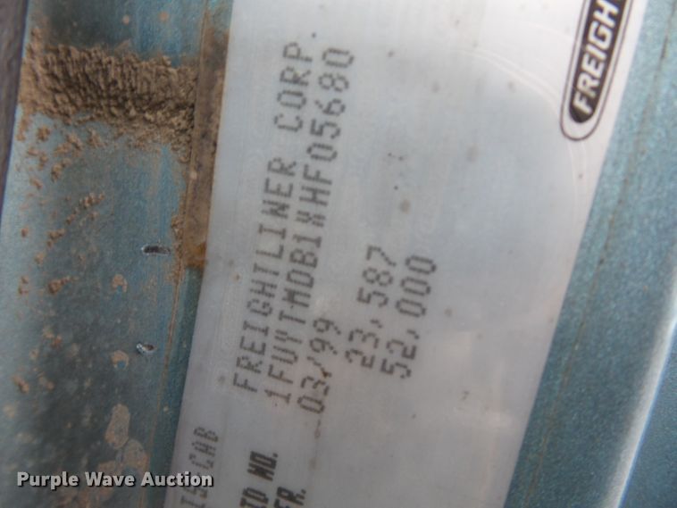 image for item DH7800 1999 Freightliner FL112 semi truck