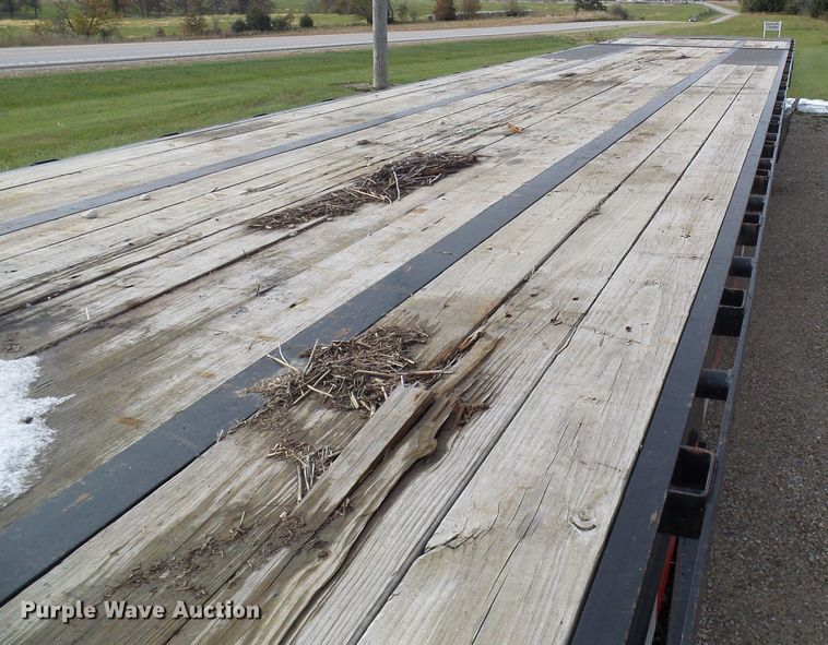 image for item DI0717 2016 Load Trail equipment trailer