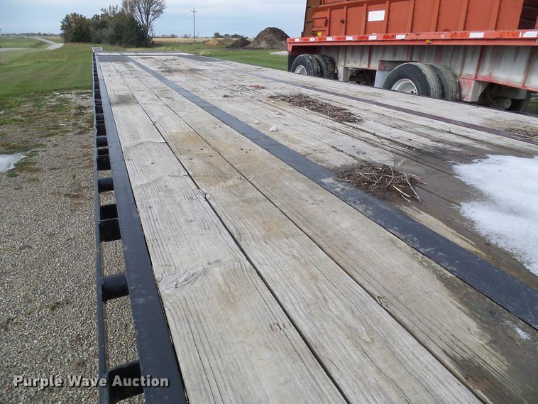 image for item DI0717 2016 Load Trail equipment trailer