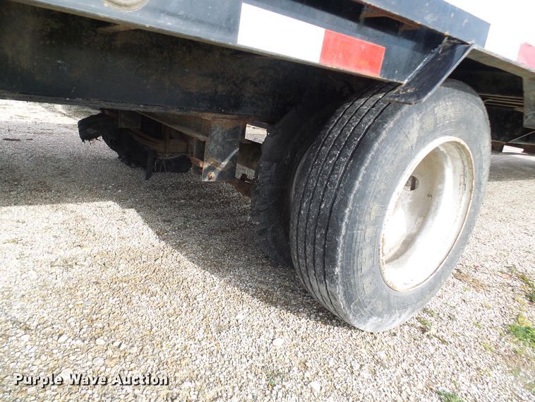 image for item DI0717 2016 Load Trail equipment trailer