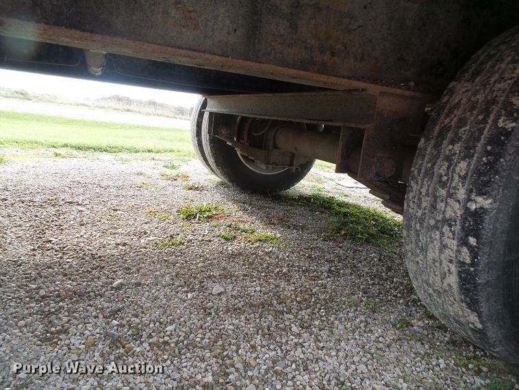 image for item DI0717 2016 Load Trail equipment trailer