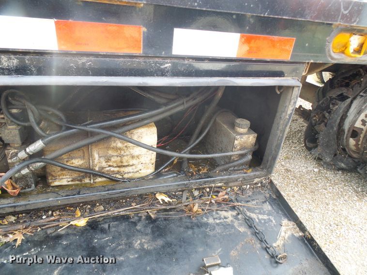 image for item DI0717 2016 Load Trail equipment trailer